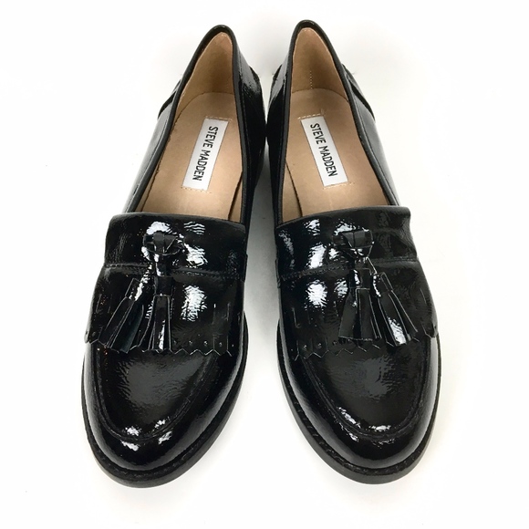Steve Madden Shoes - Steve Madden > Patent "Meela" Loafer w/ Tassle